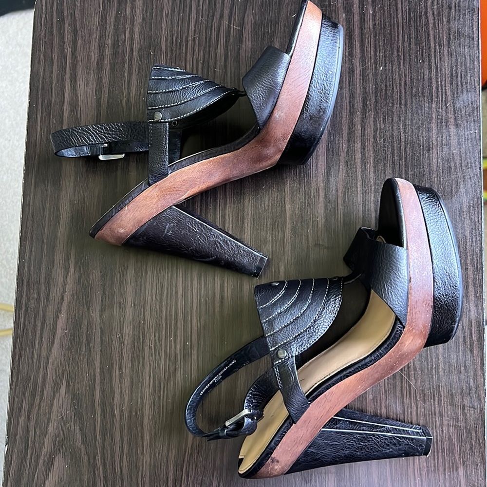 Via Spiga wood/leather heels